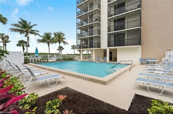 $13,500 | 10475 Gulf Shore Drive, Unit 113, Naples, FL 34108
