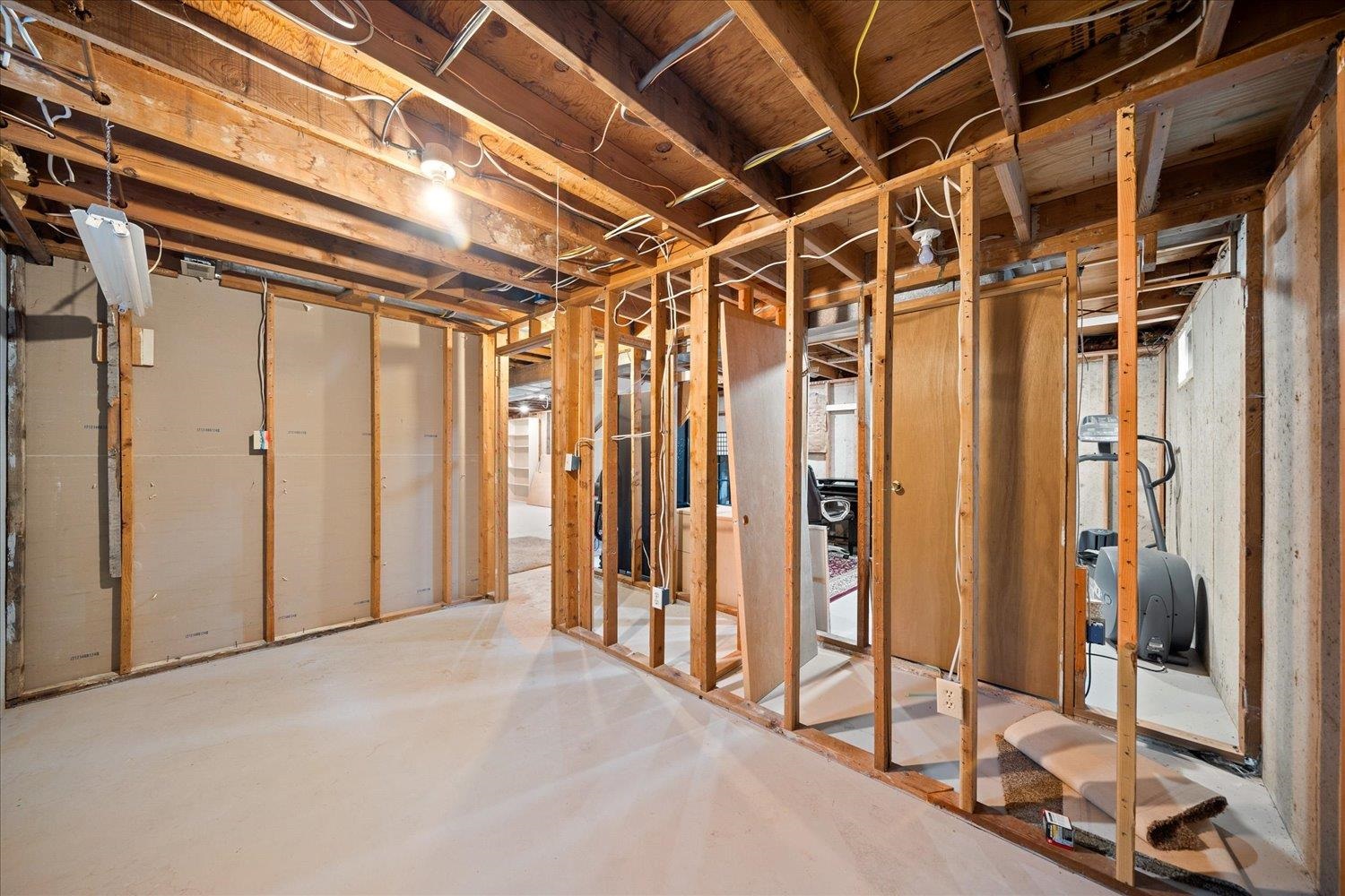 411 North Bessie Road Spokane Valley, WA 99212 - Photo 16 of 22 Gallery Image 16