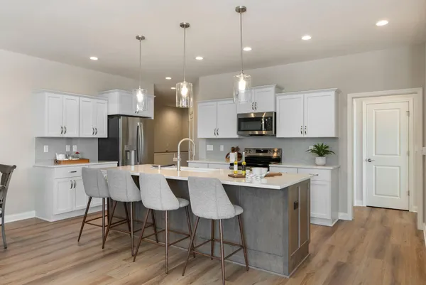 $648,499 | 877 South Verona Circle, Unit 82, Grafton, WI 53024