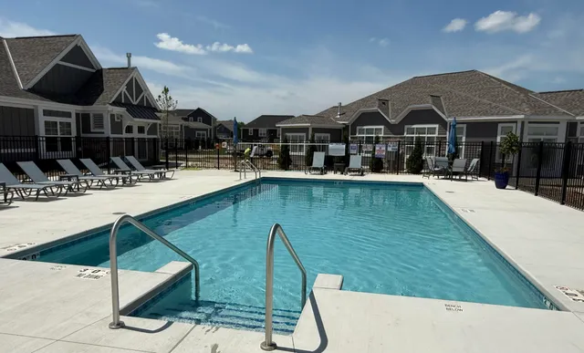 $648,499 | 877 South Verona Circle, Unit 82, Grafton, WI 53024