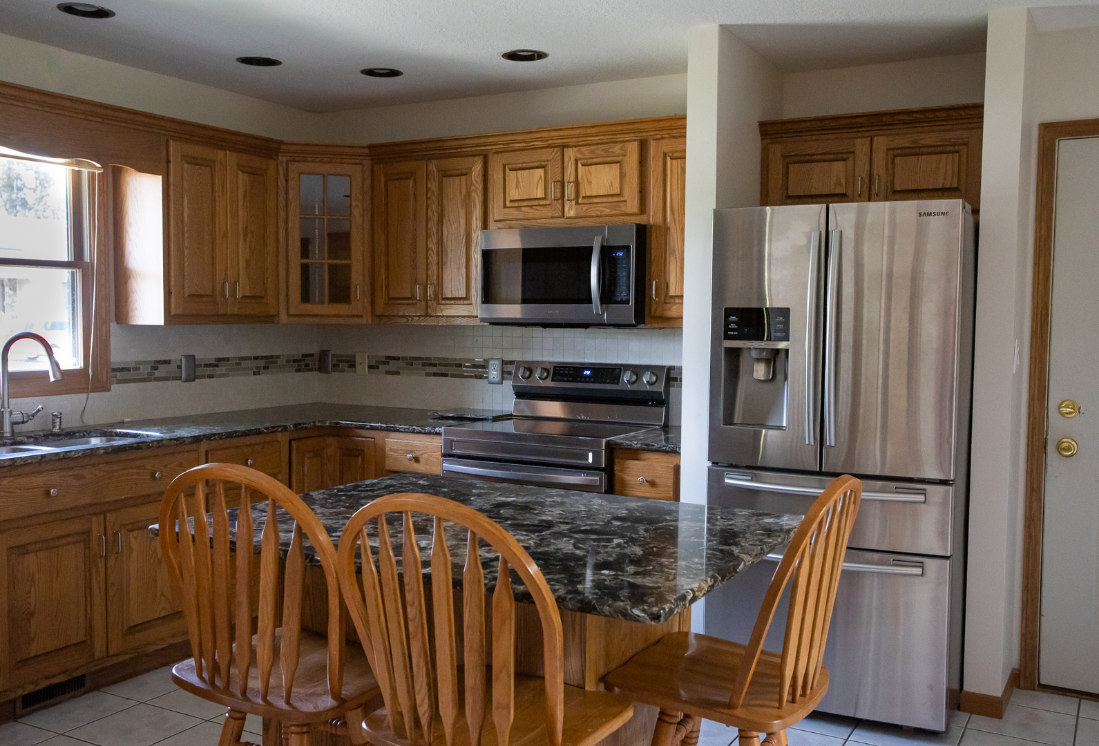 2790 Stone Ridge Drive Kankakee, IL 60901 - Photo 4 of 18