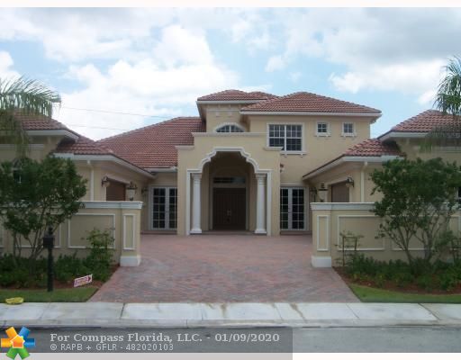 19002 Park Ridge Street Weston, FL 33332 - Photo 2 of 10 Exterior Front