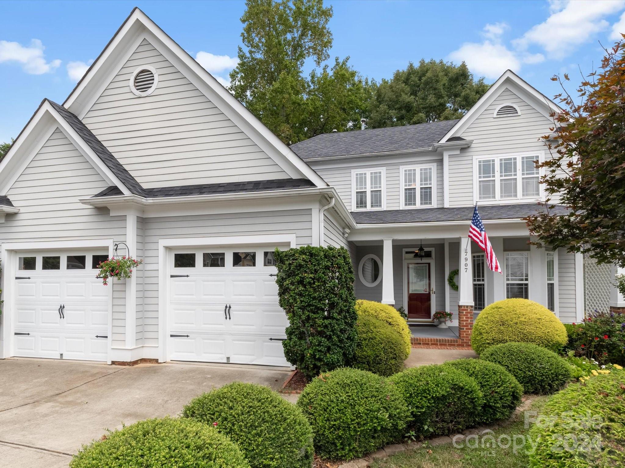 7907 Smith Pond Drive Denver, NC 28037 - Photo 2 of 36