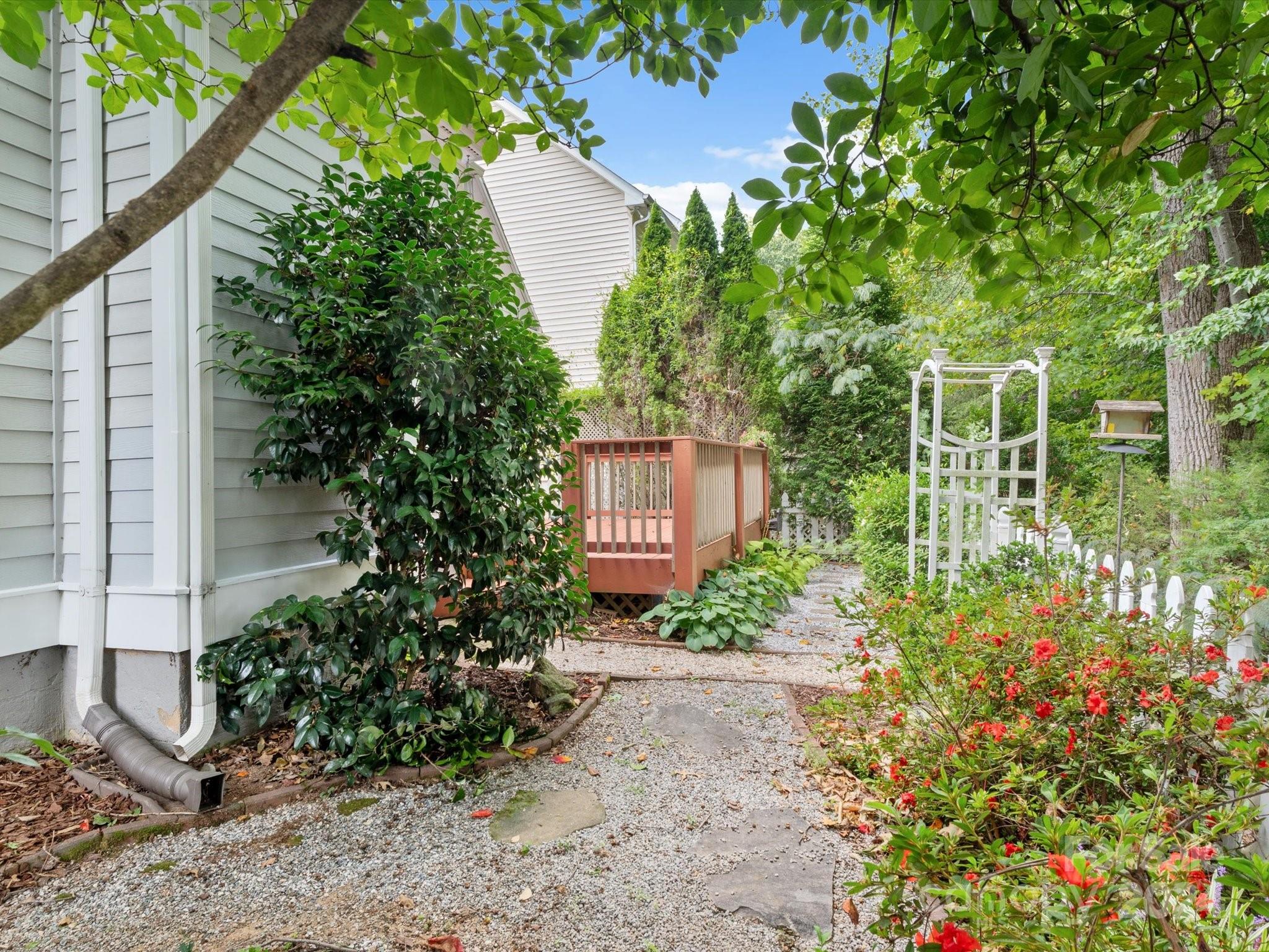 7907 Smith Pond Drive Denver, NC 28037 - Photo 29 of 36