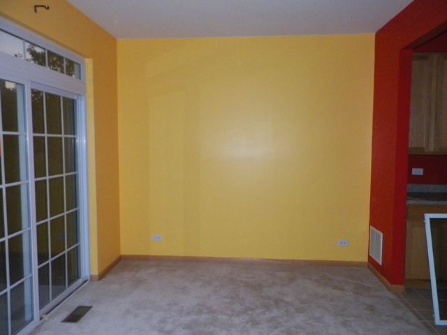 1925 Crestview Circle, Unit 1925 Romeoville, IL 60446 - Photo 3 of 12