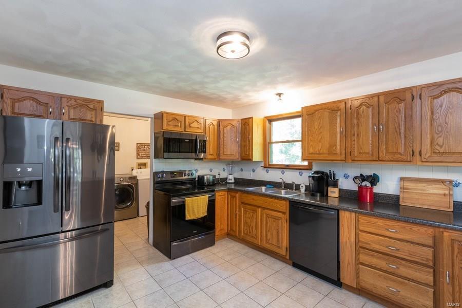6439 Highbanks Road Mascoutah, IL 62258 - Photo 10 of 25