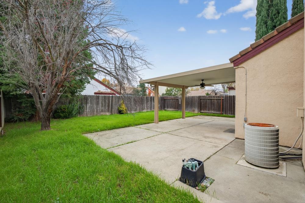 8825 Lemas Road Sacramento, CA 95828 - Photo 35 of 41