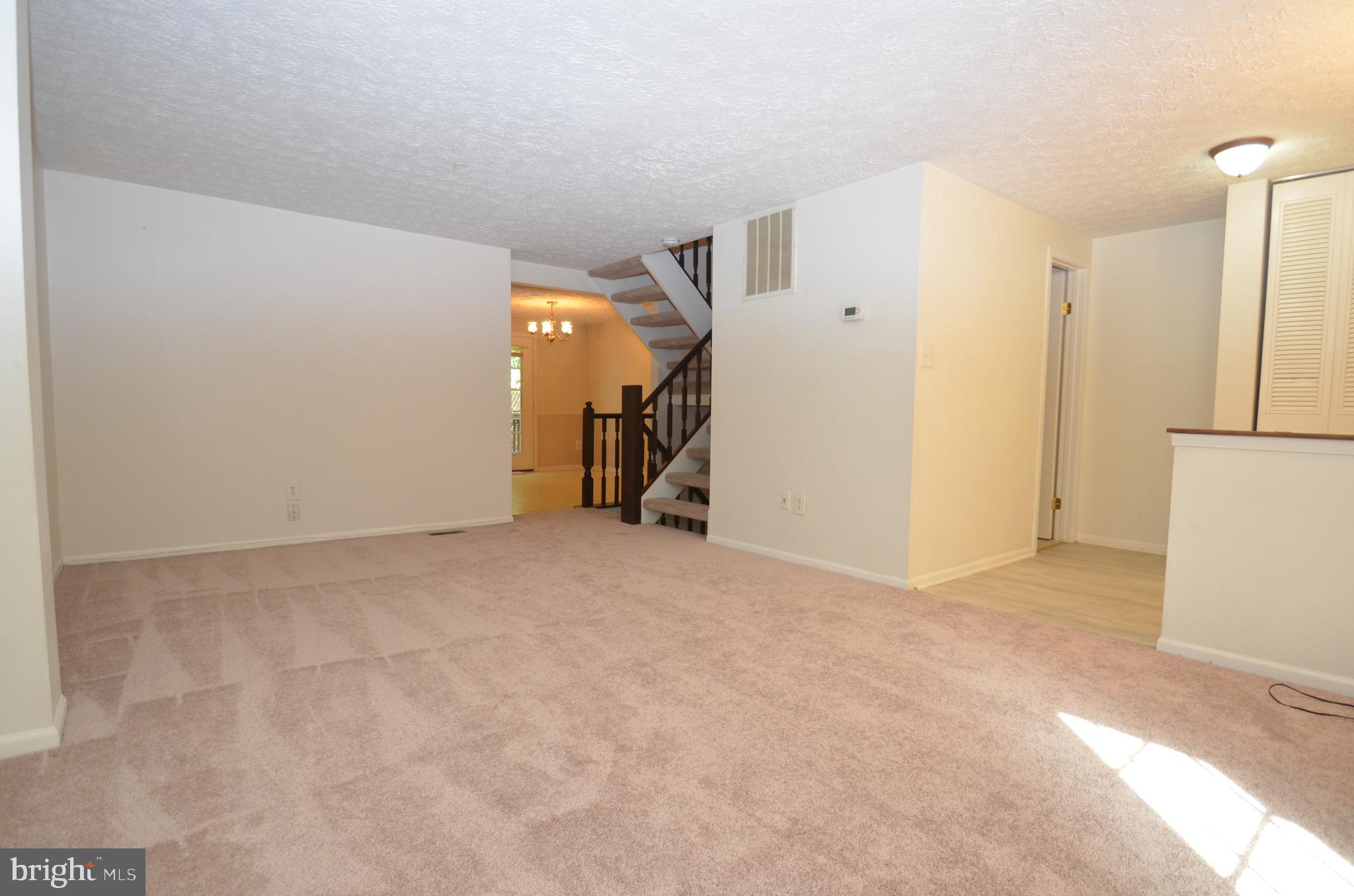 6408 Chaney Court Springfield, VA 22152 - Photo 2 of 20