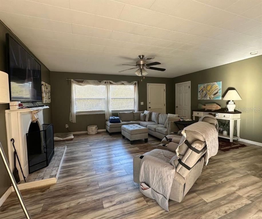 3010 Northeast 98th Lane Anthony, FL 32617 - Photo 4 of 17