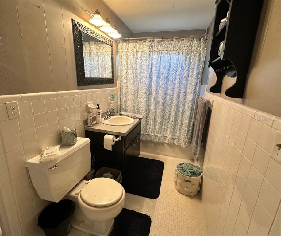 3010 Northeast 98th Lane Anthony, FL 32617 - Photo 7 of 17