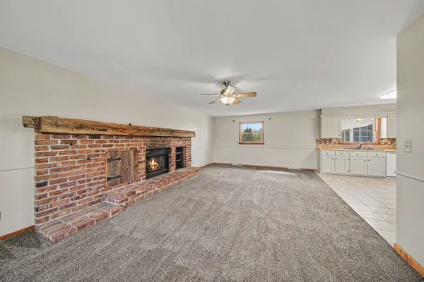 $649,900 | 4001 Hoyer Road, Jackson, MI 49201