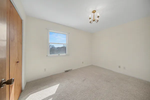 $649,900 | 4001 Hoyer Road, Jackson, MI 49201