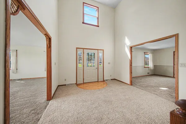 $649,900 | 4001 Hoyer Road, Jackson, MI 49201