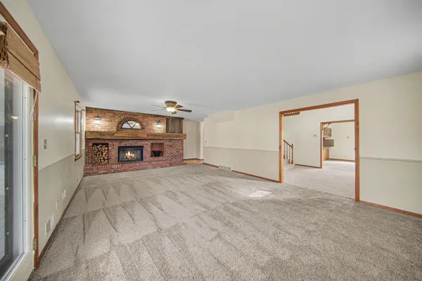 $649,900 | 4001 Hoyer Road, Jackson, MI 49201