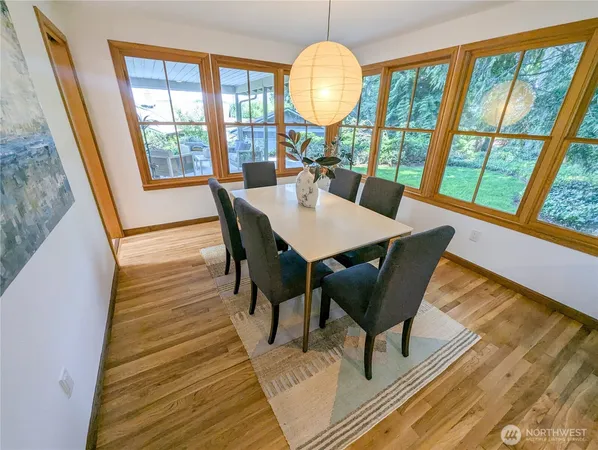 $5,990 | 9233 Southeast 59th Street, Mercer Island, WA 98040