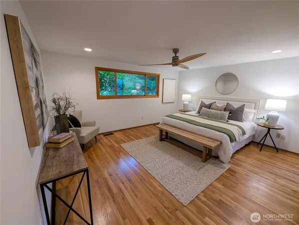 $5,990 | 9233 Southeast 59th Street, Mercer Island, WA 98040