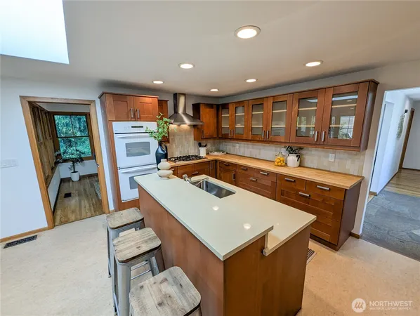 $5,990 | 9233 Southeast 59th Street, Mercer Island, WA 98040