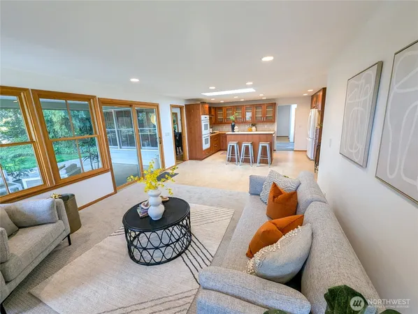 $5,990 | 9233 Southeast 59th Street, Mercer Island, WA 98040