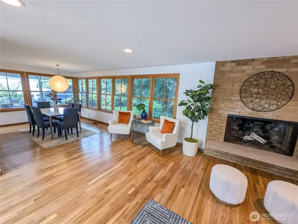 $5,990 | 9233 Southeast 59th Street, Mercer Island, WA 98040