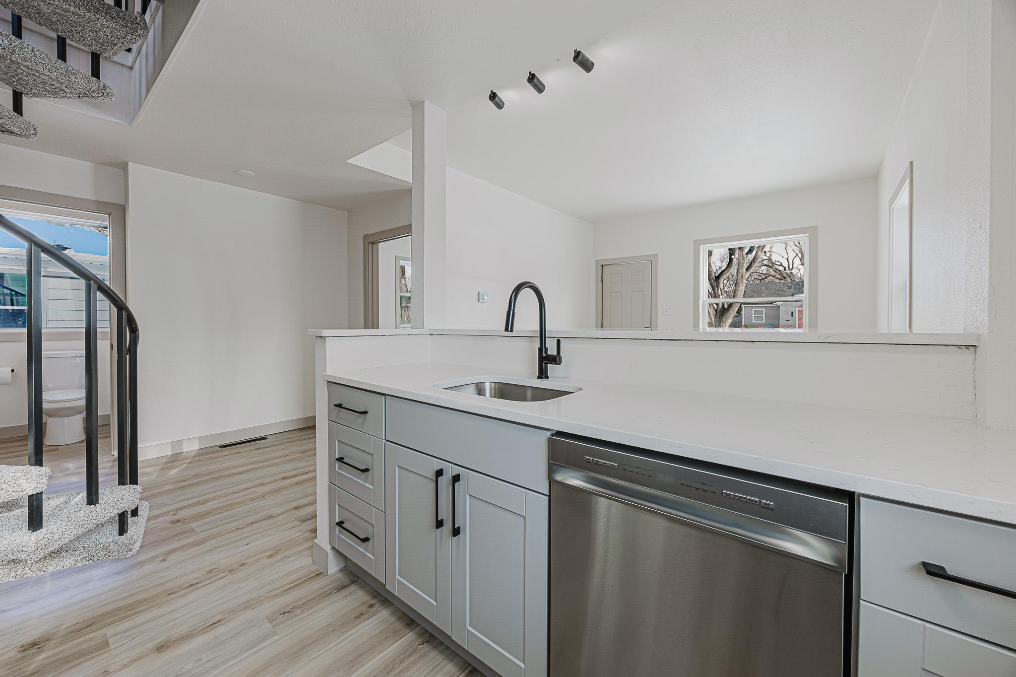 1522 8th Street North Fargo, ND 58102 - Photo 11 of 30