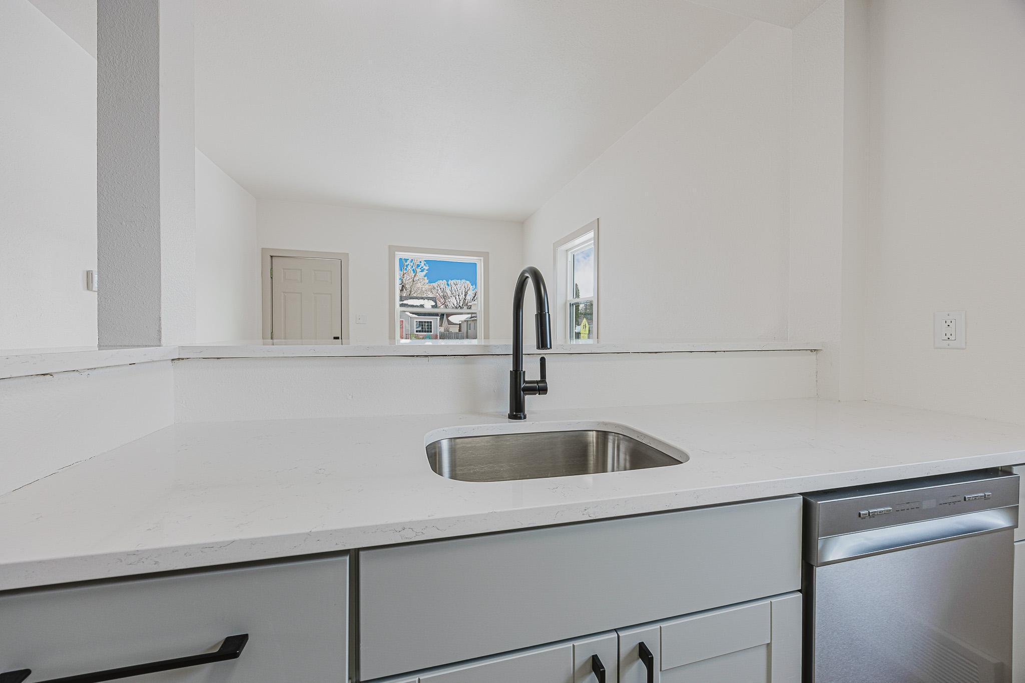 1522 8th Street North Fargo, ND 58102 - Photo 12 of 30