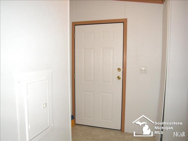 863 Trey Ridge Monroe, MI 48161 - Photo 17 of 19 Utility-back door