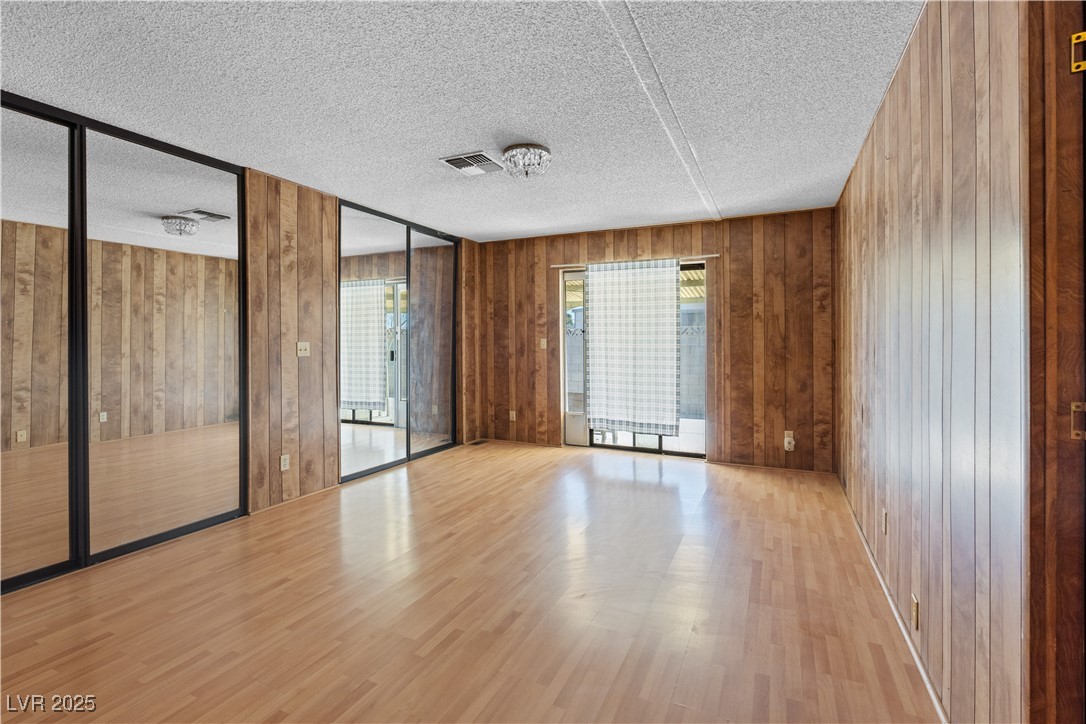 5563 Petaca Road Las Vegas, NV 89122 - Photo 11 of 27