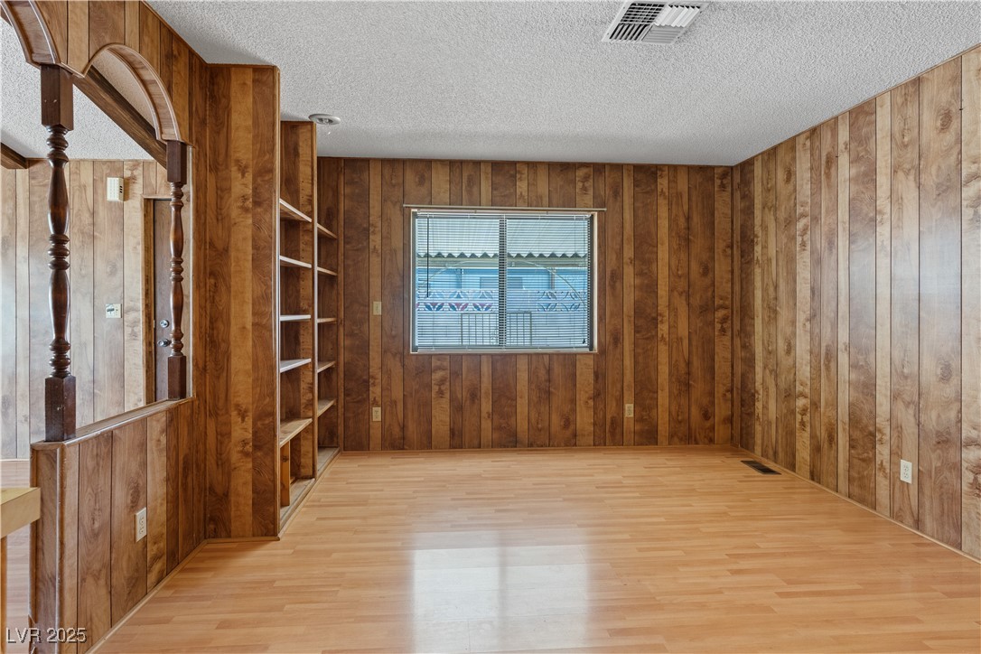 5563 Petaca Road Las Vegas, NV 89122 - Photo 10 of 27