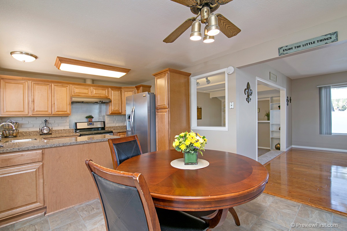 12657 Orohaven Lane Poway, CA 92064 - Photo 3 of 24