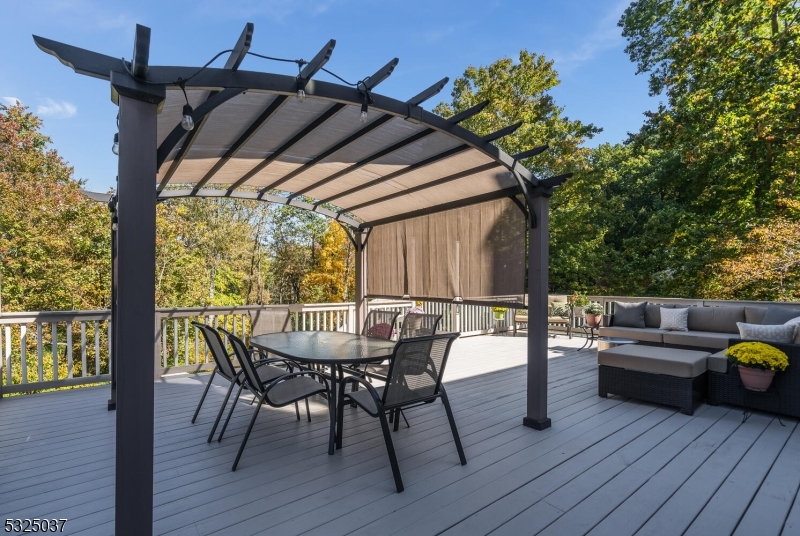 73 Old Mountain Road Lebanon, NJ 08833 - Photo 12 of 42