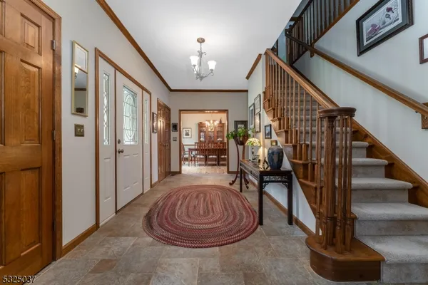 $799,900 | 73 Old Mountain Road, Lebanon, NJ 08833