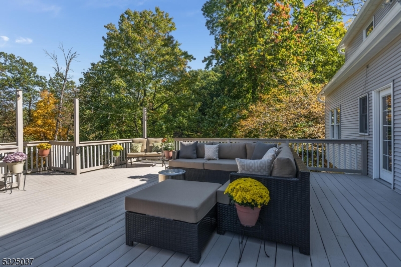 73 Old Mountain Road Lebanon, NJ 08833 - Photo 10 of 42