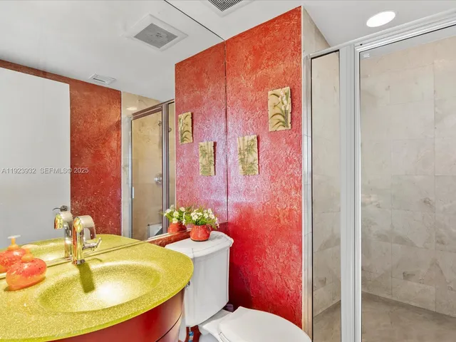 $1,975,000 | 19111 Collins Avenue, Unit 2503, Sunny Isles Beach, FL 33160