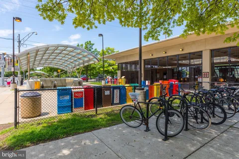 $2,100 | 11800 Old Georgetown Road, Unit 1538, North Bethesda, MD 20852