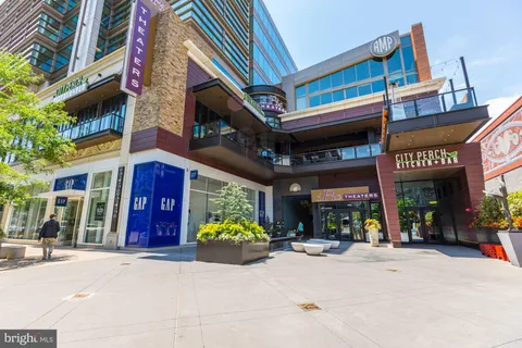 $2,100 | 11800 Old Georgetown Road, Unit 1538, North Bethesda, MD 20852