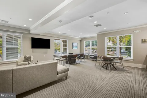 $2,100 | 11800 Old Georgetown Road, Unit 1538, North Bethesda, MD 20852