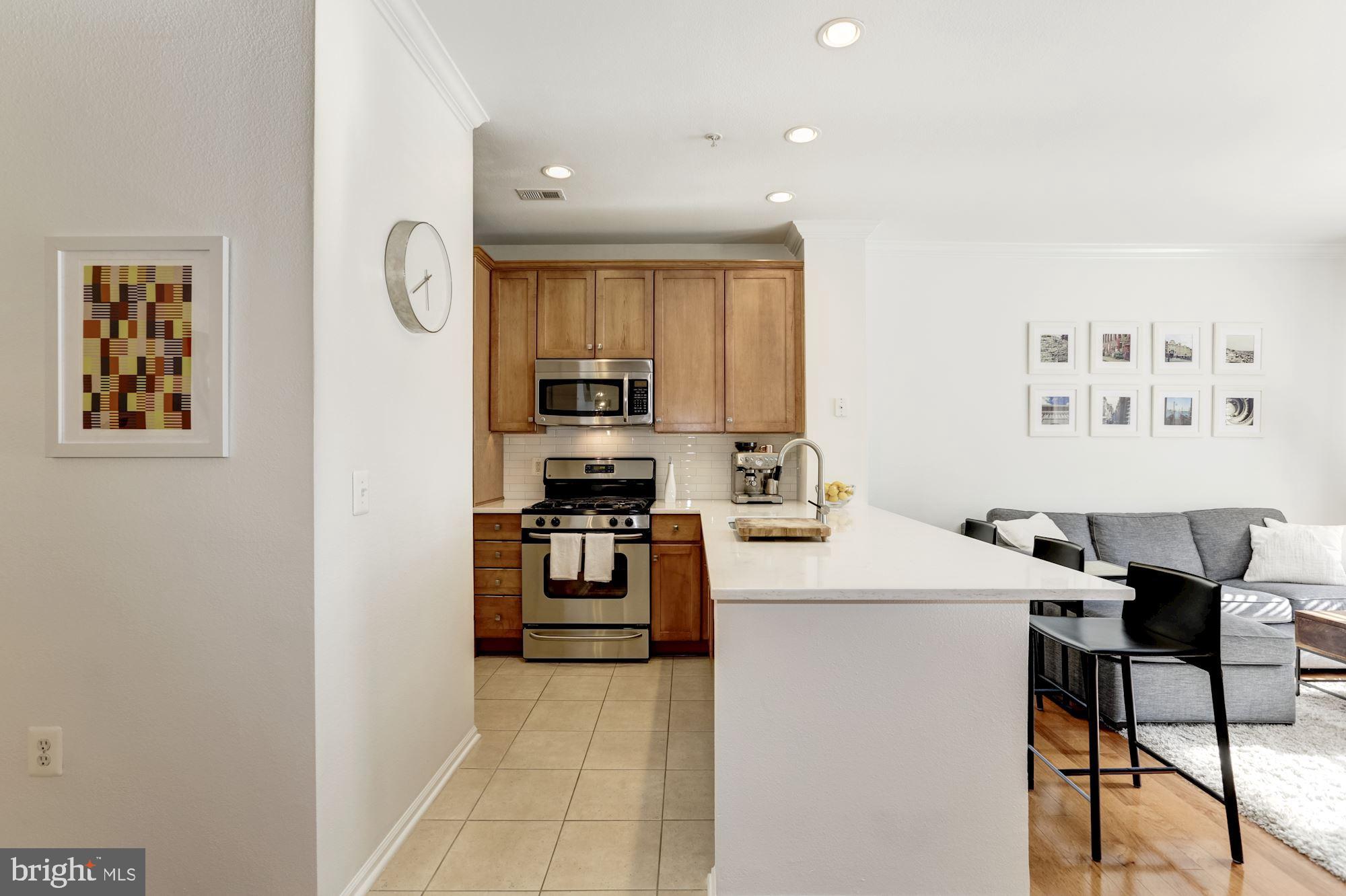 11800 Old Georgetown Road, Unit 1538 North Bethesda, MD 20852 - Photo 9 of 23 Kitchen