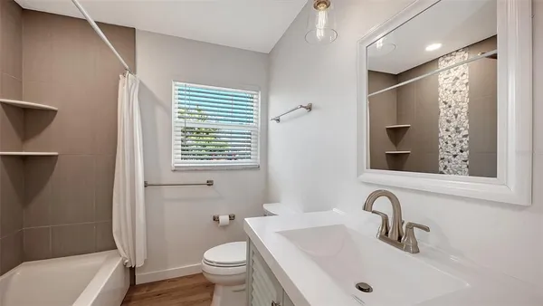 $515,350 | 447 North Shore Drive, Osprey, FL 34229