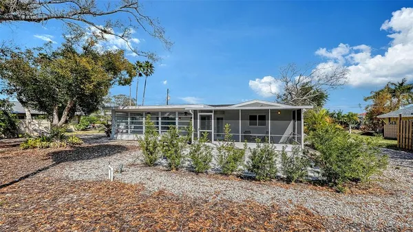 $515,350 | 447 North Shore Drive, Osprey, FL 34229