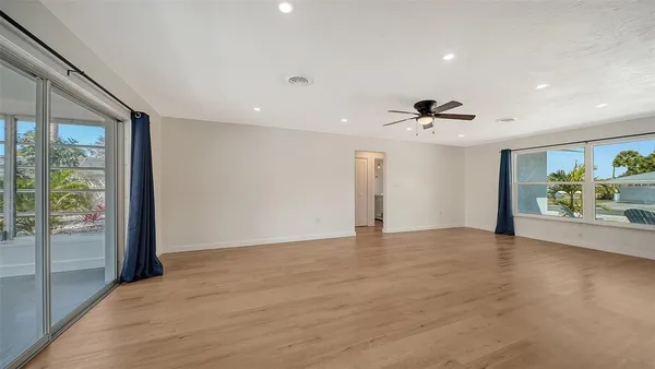 $515,350 | 447 North Shore Drive, Osprey, FL 34229