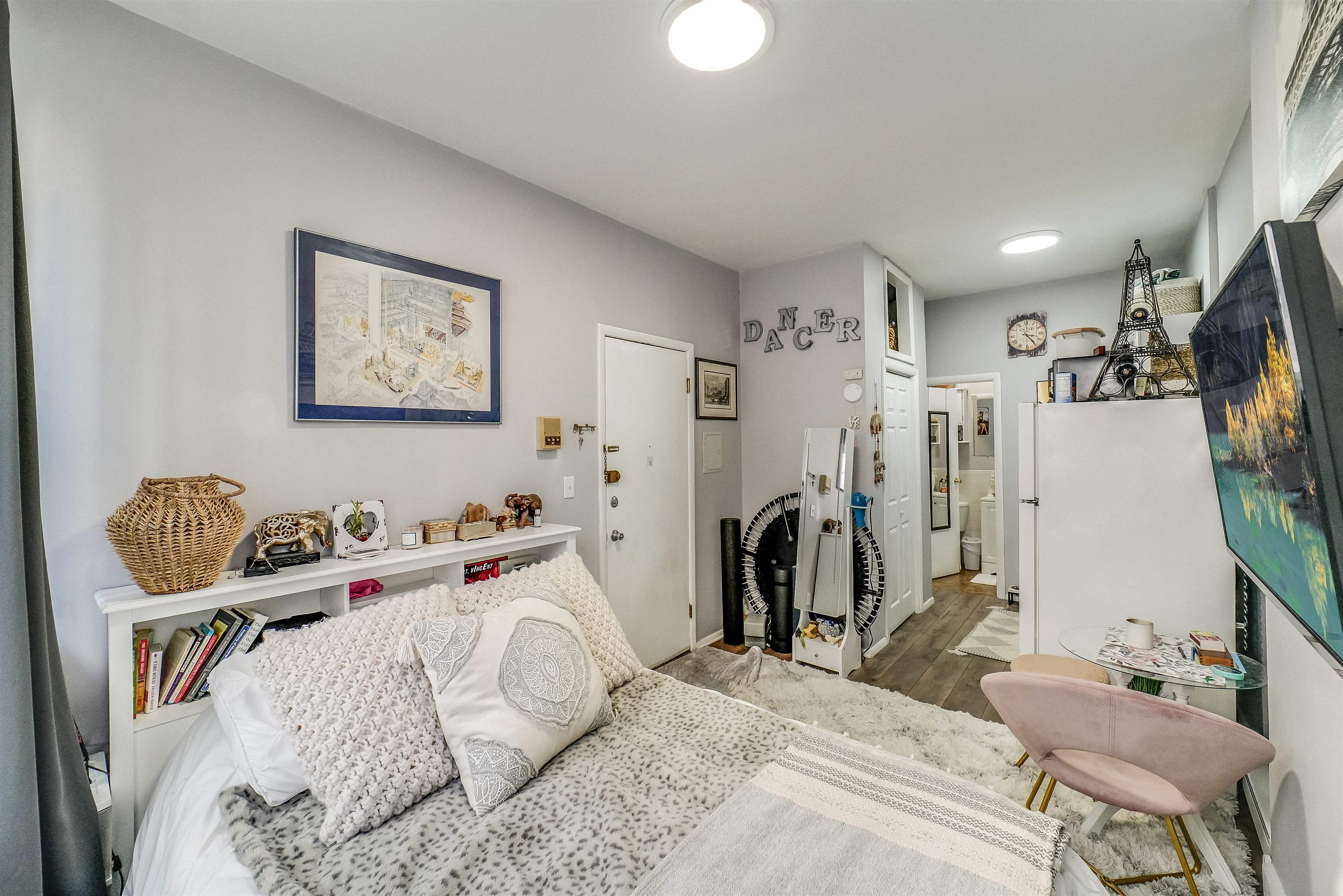 320 Jefferson Street, Unit 1RF Hoboken, NJ 07030 - Photo 4 of 11