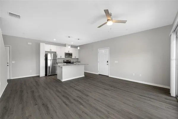 $2,945 | 2115 Sebring Place, Clearwater, FL 33760