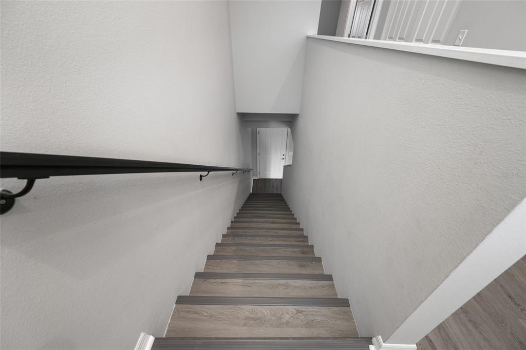 2115 Sebring Place Clearwater, FL 33760 - Photo 22 of 59 a view of entryway