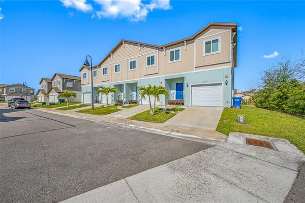 $2,945 | 2115 Sebring Place, Clearwater, FL 33760