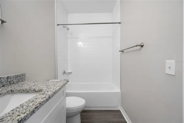 $2,945 | 2115 Sebring Place, Clearwater, FL 33760