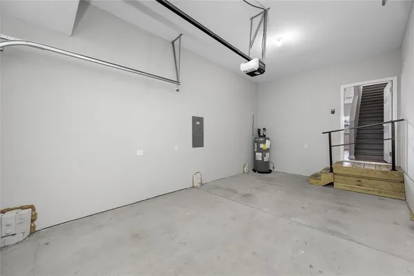 $2,945 | 2115 Sebring Place, Clearwater, FL 33760