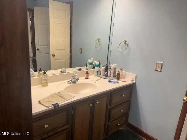 $309,000 | 133 Oak Ridge Circle, Madison, MS 39110