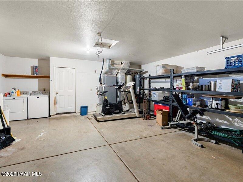 2075 Big Chino Road Paulden, AZ 86334 - Photo 11 of 32 11-Garage & Laundry Area