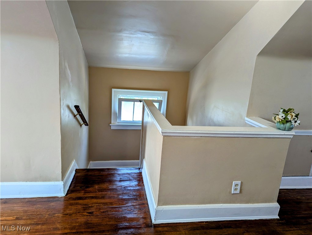 2104 Marlindale Road Cleveland Heights, OH 44118 - Photo 14 of 21 3rd Fl Bedroom / Bonus Room