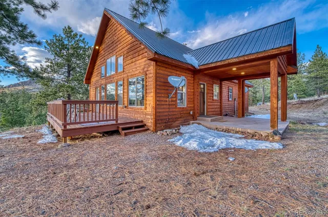a front view of a house with entryway